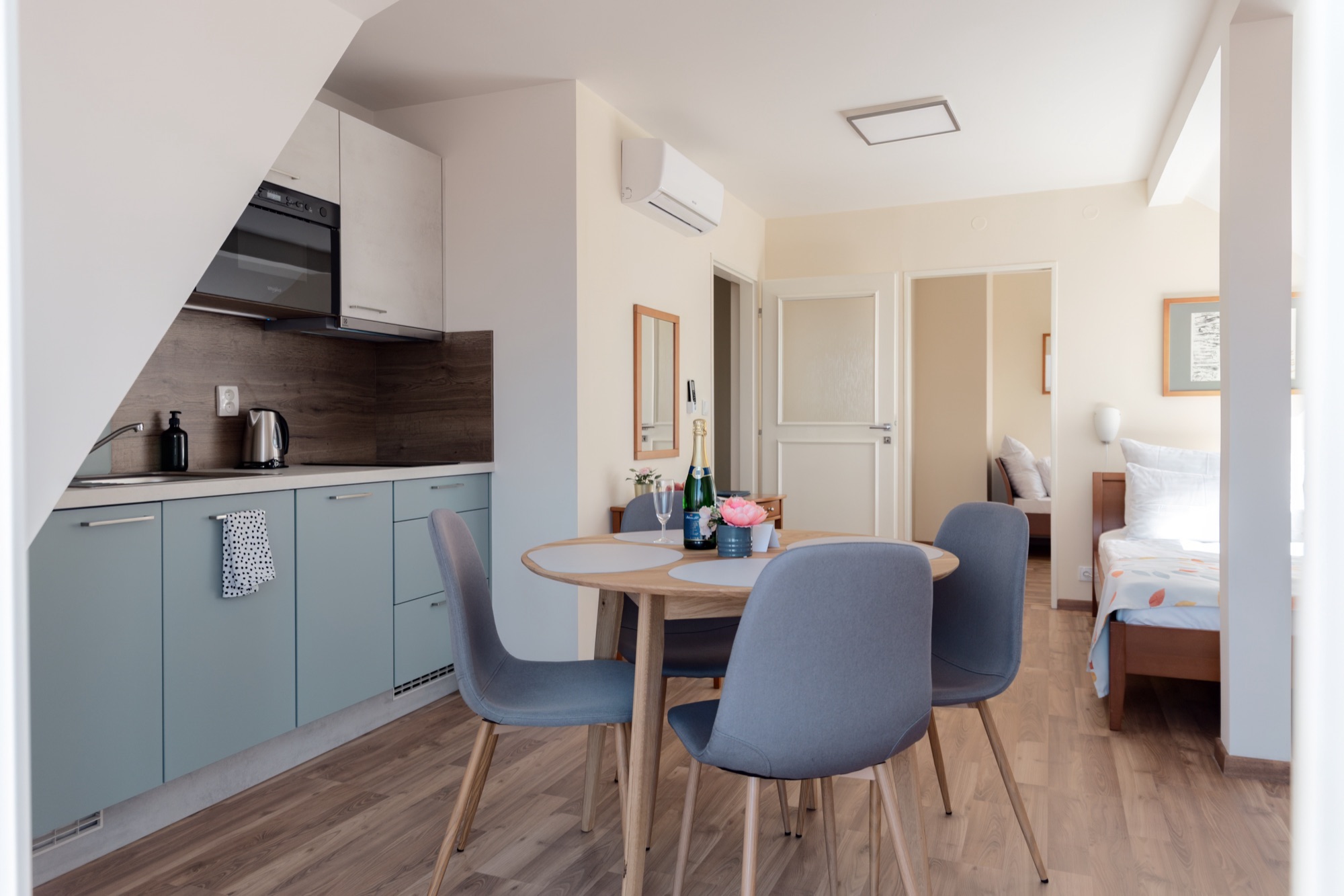 Střešní Apartmán s terasou a výhledem na Prahu