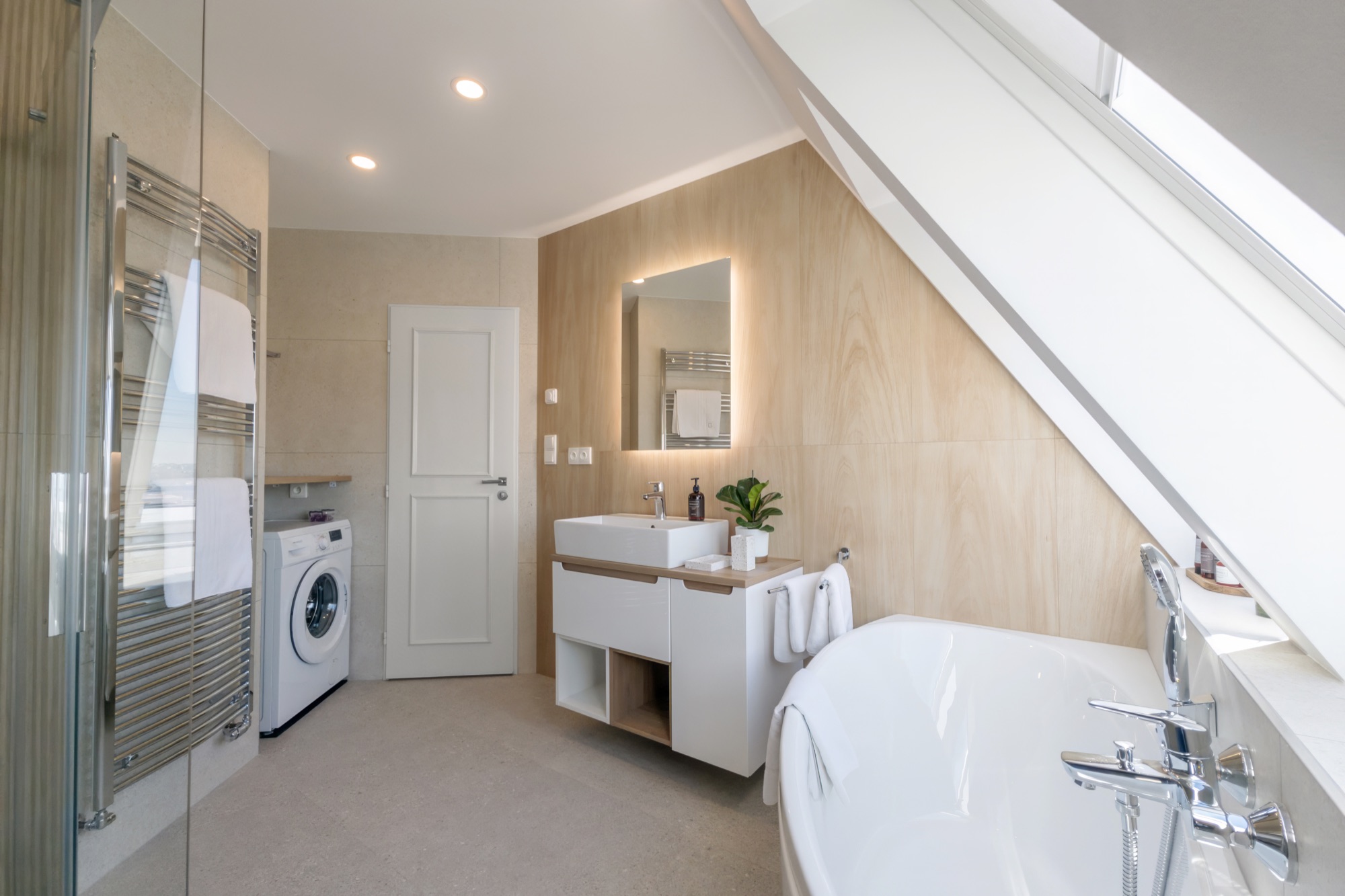 Střešní Apartmán s terasou a výhledem na Prahu